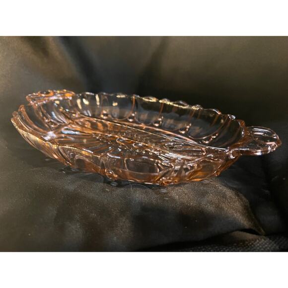 Vintage Pink Depression Glass Relish Dish - Picture 7 of 7